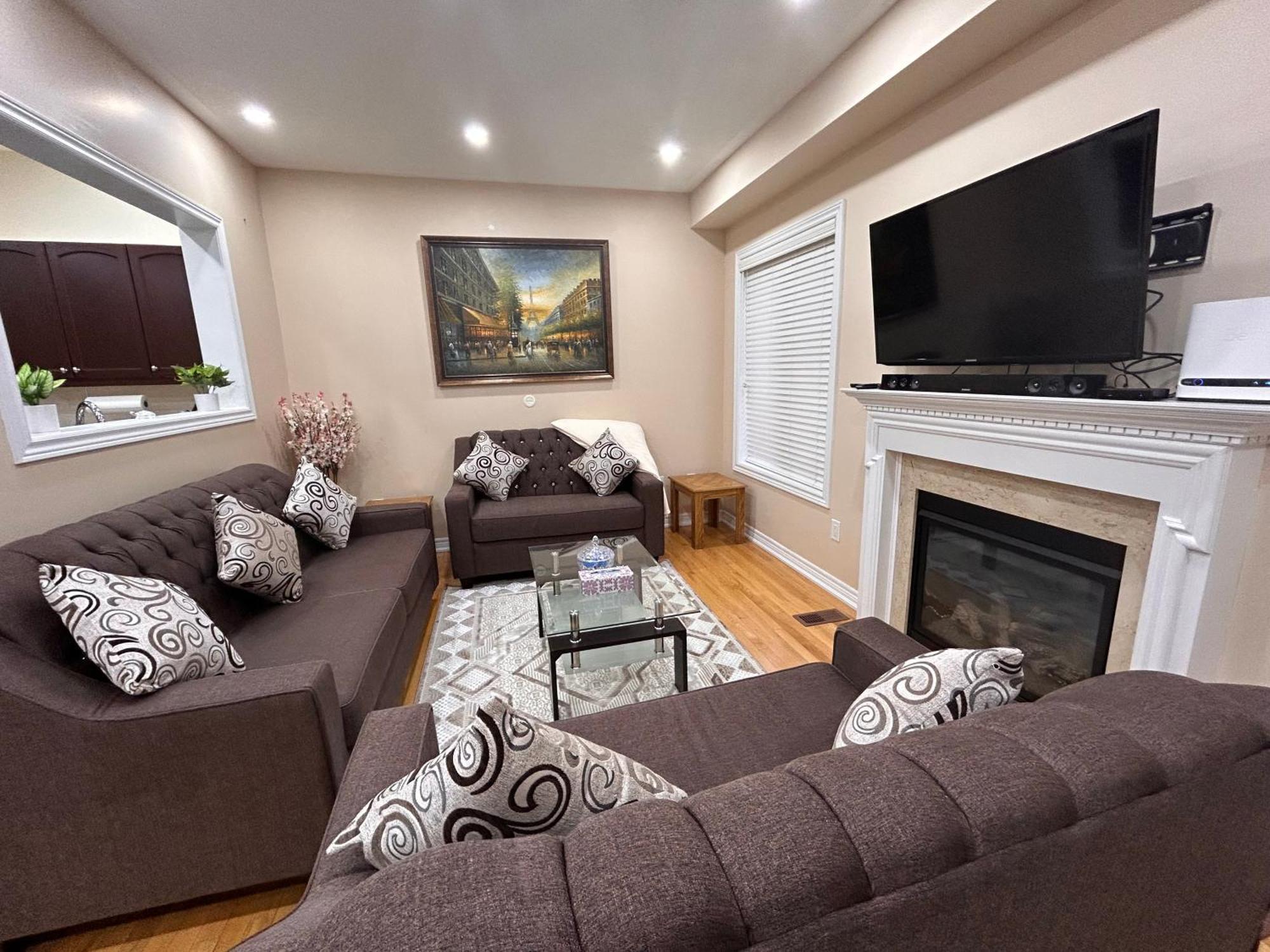 Avid Vacation Palace In Castlemore , Brampton Dış mekan fotoğraf