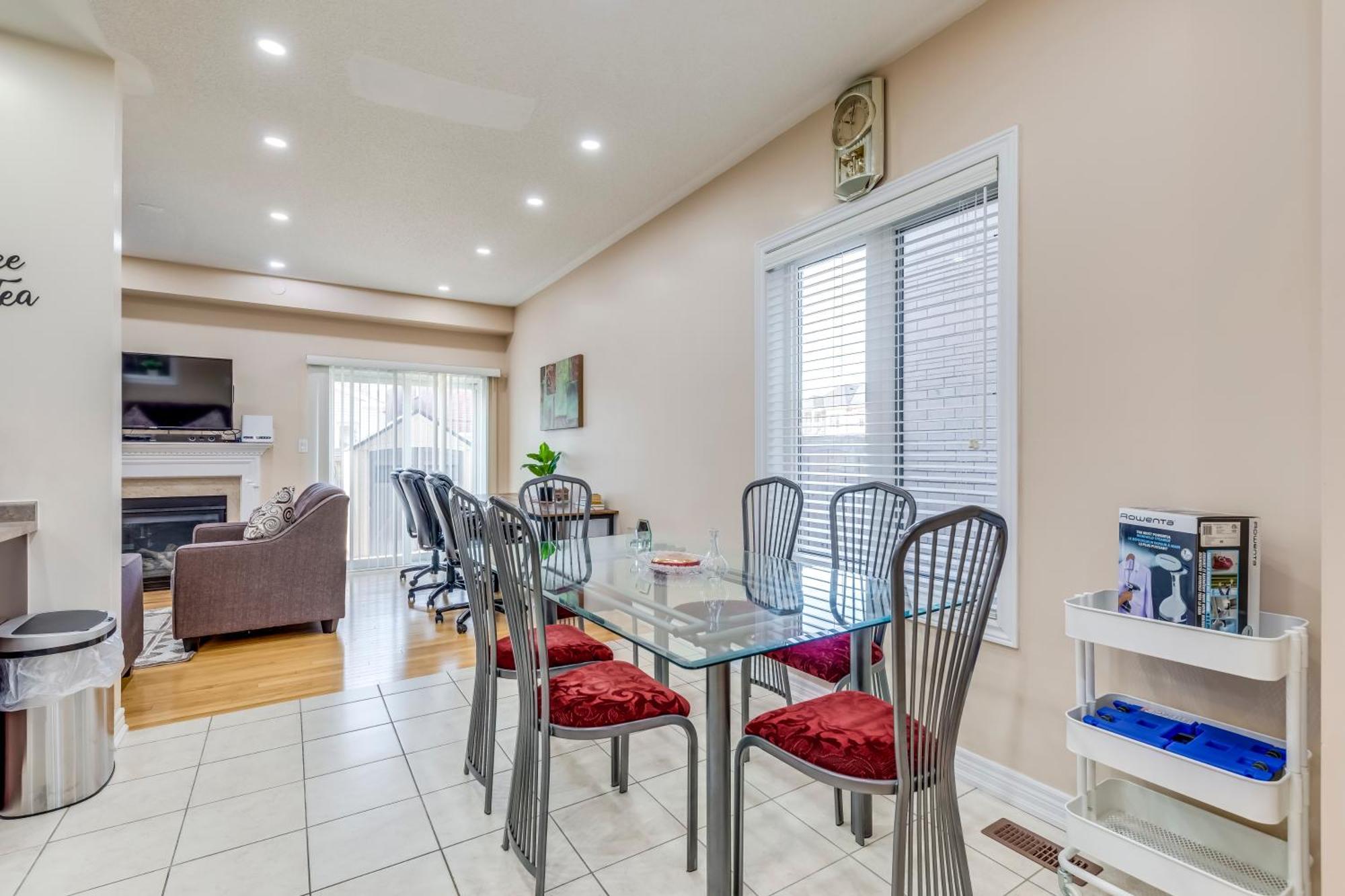 Avid Vacation Palace In Castlemore , Brampton Dış mekan fotoğraf